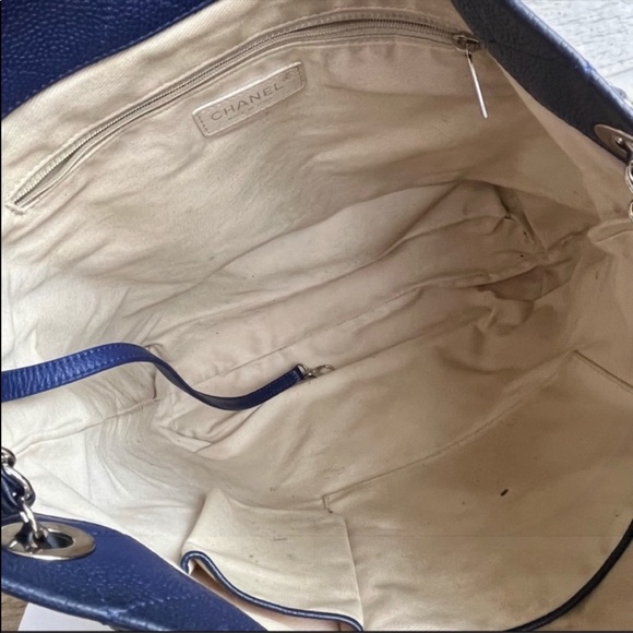 🚫SOLD🚫CHANEL Caviar Jumbo Quilted Blue Chain Monogram Tote Hobo Crossbody Bag - Picture 2 of 12